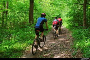 KERUCOV .ro - Fotografie si Jurnale de Calatorie - Traseu MTB Padurea Baneasa - Palatul Ghica (Prima Evadare) de Andrei Vocurek