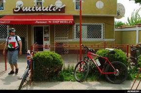 KERUCOV .ro - Fotografie si Jurnale de Calatorie - Traseu MTB Padurea Baneasa - Palatul Ghica (Prima Evadare) de Andrei Vocurek
