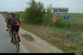 KERUCOV .ro - Fotografie si Jurnale de Calatorie - Traseu MTB Padurea Baneasa - Palatul Ghica (Prima Evadare) de Andrei Vocurek