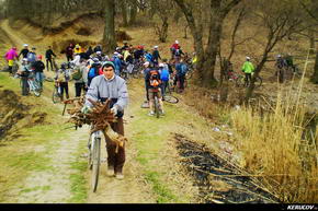 KERUCOV .ro - Fotografie si Jurnale de Calatorie - Traseu MTB Bucuresti - Padurea Cernica - Padurea Pustnicu de Andrei Vocurek