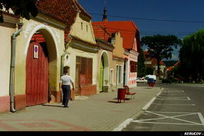 KERUCOV .ro - Fotografie si Jurnale de Calatorie - Traseu MTB Brasov - Rasnov - Bran - Codlea - Brasov (2 zile) de Andrei Vocurek