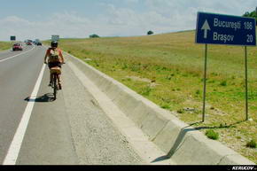 KERUCOV .ro - Fotografie si Jurnale de Calatorie - Traseu MTB Brasov - Rasnov - Bran - Codlea - Brasov (2 zile) de Andrei Vocurek
