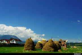 KERUCOV .ro - Fotografie si Jurnale de Calatorie - Traseu MTB Brasov - Rasnov - Bran - Codlea - Brasov (2 zile) de Andrei Vocurek