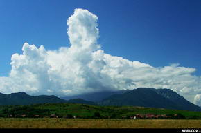 KERUCOV .ro - Fotografie si Jurnale de Calatorie - Traseu MTB Brasov - Rasnov - Bran - Codlea - Brasov (2 zile) de Andrei Vocurek