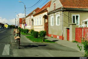 KERUCOV .ro - Fotografie si Jurnale de Calatorie - Traseu MTB Brasov - Rasnov - Bran - Codlea - Brasov (2 zile) de Andrei Vocurek