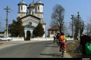 KERUCOV .ro - Fotografie si Jurnale de Calatorie - Traseu MTB Bucuresti - Popesti-Novaci - Cetatea Argedava de Andrei Vocurek