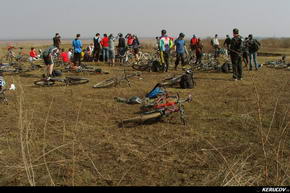 KERUCOV .ro - Fotografie si Jurnale de Calatorie - Traseu MTB Bucuresti - Popesti-Novaci - Cetatea Argedava de Andrei Vocurek