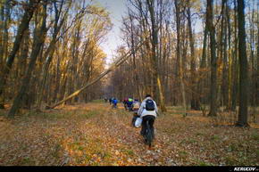 KERUCOV .ro - Fotografie si Jurnale de Calatorie - Traseu MTB Bucuresti - Padurea Cornetu - Lacul Mihailesti de Andrei Vocurek