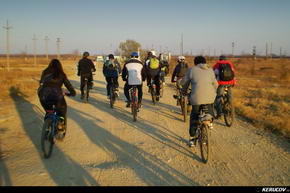 KERUCOV .ro - Fotografie si Jurnale de Calatorie - Traseu MTB Bucuresti - Padurea Cornetu - Lacul Mihailesti de Andrei Vocurek
