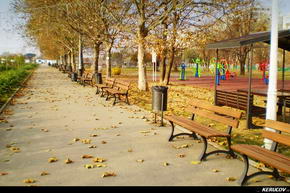 KERUCOV .ro - Fotografie si Jurnale de Calatorie - Traseu MTB Bucuresti - Chiajna - Lacul Chitila - Palatul Mogosoaia de Andrei Vocurek