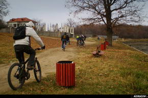 KERUCOV .ro - Fotografie si Jurnale de Calatorie - Traseu MTB Bucuresti - Chiajna - Lacul Chitila - Palatul Mogosoaia de Andrei Vocurek