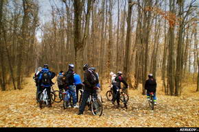 KERUCOV .ro - Fotografie si Jurnale de Calatorie - Traseu MTB Bucuresti - Chiajna - Lacul Chitila - Palatul Mogosoaia de Andrei Vocurek