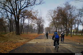 KERUCOV .ro - Fotografie si Jurnale de Calatorie - Traseu MTB Bucuresti - Chiajna - Lacul Chitila - Palatul Mogosoaia de Andrei Vocurek