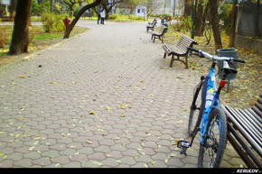 KERUCOV .ro - Fotografie si Jurnale de Calatorie - Traseu MTB Bucuresti - Chiajna - Lacul Chitila - Palatul Mogosoaia de Andrei Vocurek