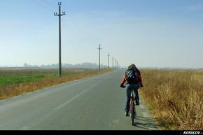 KERUCOV .ro - Fotografie si Jurnale de Calatorie - Traseu MTB Bucuresti - Magurele - Clinceni - Chiajna - Lacul Morii de Andrei Vocurek