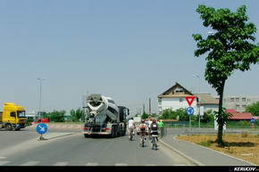 KERUCOV .ro - Fotografie si Jurnale de Calatorie - Traseu MTB Bucuresti - Palatul Mogosoaia (VP 5 ani) de Andrei Vocurek