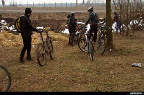 KERUCOV .ro - Fotografie si Jurnale de Calatorie - Traseu MTB Bucuresti - Padurea Baneasa - Fortul Otopeni de Andrei Vocurek