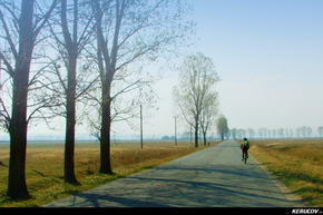 KERUCOV .ro - Fotografie si Jurnale de Calatorie - Traseu MTB Bucuresti - Gradistea - Comana - Parcul Natural Comana de Andrei Vocurek