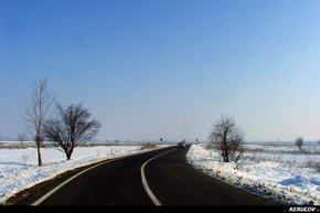 KERUCOV .ro - Fotografie si Jurnale de Calatorie - Traseu MTB Bucuresti - Darasti - Lacul Mihailesti - Domnesti de Andrei Vocurek