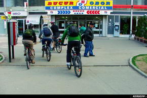 KERUCOV .ro - Fotografie si Jurnale de Calatorie - Traseu MTB Bucuresti - Manastirea Caldarusani - Palatul Ghica de la Caciulati de Andrei Vocurek