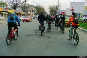 KERUCOV .ro - Fotografie si Jurnale de Calatorie - Traseu MTB Bucuresti - Manastirea Caldarusani - Palatul Ghica de la Caciulati de Andrei Vocurek