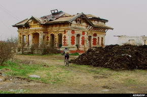 KERUCOV .ro - Fotografie si Jurnale de Calatorie - Traseu MTB Bucuresti - Manastirea Caldarusani - Palatul Ghica de la Caciulati de Andrei Vocurek