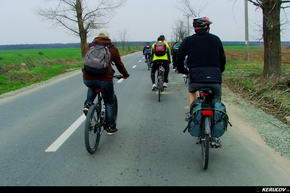 KERUCOV .ro - Fotografie si Jurnale de Calatorie - Traseu MTB Bucuresti - Manastirea Caldarusani - Palatul Ghica de la Caciulati de Andrei Vocurek