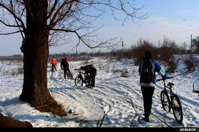 KERUCOV .ro - Fotografie si Jurnale de Calatorie - Traseu MTB Bucuresti - Padurea Magurele - Jilava - Bucuresti de Andrei Vocurek