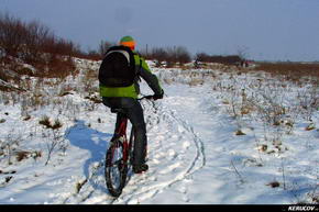 KERUCOV .ro - Fotografie si Jurnale de Calatorie - Traseu MTB Bucuresti - Padurea Magurele - Jilava - Bucuresti de Andrei Vocurek