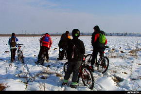 KERUCOV .ro - Fotografie si Jurnale de Calatorie - Traseu MTB Bucuresti - Padurea Magurele - Jilava - Bucuresti de Andrei Vocurek