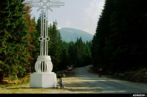 KERUCOV .ro - Fotografie si Jurnale de Calatorie - Traseu MTB Petrila - Lonea - Cabana Groapa Seaca - Manastirea Jiet de Andrei Vocurek