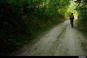 KERUCOV .ro - Fotografie si Jurnale de Calatorie - Traseu MTB Petrosani - Pestera Bolii - Arsuri - Petrila de Andrei Vocurek