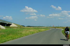 KERUCOV .ro - Fotografie si Jurnale de Calatorie - Traseu MTB Plataresti - Pitigaia - NH Balaceanca - Cernica de Andrei Vocurek