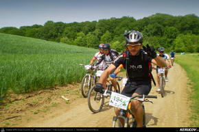 Traseu cu bicicleta MTB XC Prima Evadare 2012: Ora de varf prin paduri (concurs MTB) - KERUCOV .ro © 2007 - 2025 || #traseecubicicleta #mtb #ssp