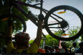 Trasee cu bicicleta MTB XC - Traseu MTB Prima Evadare 2012: Ora de varf prin paduri (concurs MTB) de Andrei Vocurek