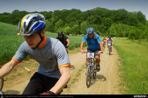 Trasee cu bicicleta MTB XC - Traseu MTB Prima Evadare 2012: Ora de varf prin paduri (concurs MTB) de Andrei Vocurek