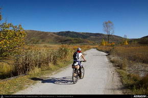 Trasee cu bicicleta MTB XC - Traseu MTB Buzau - Vulcanii Noroiosi - Poienile - Valenii de Munte - Ploiesti (2 zile) de Andrei Vocurek