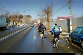 KERUCOV .ro - Fotografie si Jurnale de Calatorie - Traseu MTB Bucuresti - Potlogi - Palatul Brancovenesc de la Potlogi de Andrei Vocurek