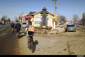 KERUCOV .ro - Fotografie si Jurnale de Calatorie - Traseu MTB Bucuresti - Potlogi - Palatul Brancovenesc de la Potlogi de Andrei Vocurek
