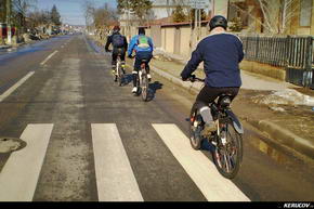 KERUCOV .ro - Fotografie si Jurnale de Calatorie - Traseu MTB Bucuresti - Potlogi - Palatul Brancovenesc de la Potlogi de Andrei Vocurek