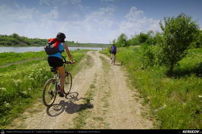 Traseu cu bicicleta MTB XC Ploiesti - Barcanesti - Gradistea - Caciulati - Bucuresti - KERUCOV .ro © 2007 - 2025 || #traseecubicicleta #mtb #ssp