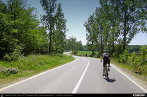 Trasee cu bicicleta MTB XC - Traseu MTB Ploiesti - Barcanesti - Gradistea - Caciulati - Bucuresti de Andrei Vocurek