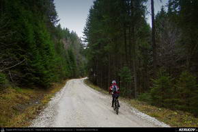 Trasee cu bicicleta MTB XC - Traseu MTB Predeal - Susai - Azuga - Valea Cerbului - Busteni de Andrei Vocurek