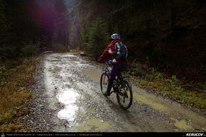 Trasee cu bicicleta MTB XC - Traseu MTB Predeal - Susai - Azuga - Valea Cerbului - Busteni de Andrei Vocurek