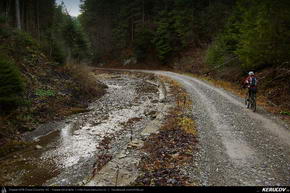 Trasee cu bicicleta MTB XC - Traseu MTB Predeal - Susai - Azuga - Valea Cerbului - Busteni de Andrei Vocurek