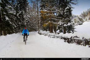 Trasee cu bicicleta MTB XC - Traseu MTB Sinaia - Cota 1400 - Castelul Peles - Sinaia de Andrei Vocurek