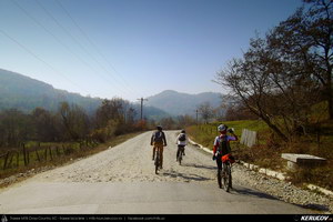 Trasee cu bicicleta MTB XC - Traseu MTB Breaza - Adunati - Costisata - Bezdead - Pucioasa - Targoviste de Andrei Vocurek
