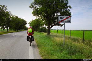 Trasee cu bicicleta MTB XC - Traseu MTB Bratislava - Horny Bar - Medvedov - Gyor : EuroVelo 6 - 2 de Andrei Vocurek