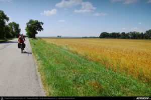 Trasee cu bicicleta MTB XC - Traseu MTB Bratislava - Horny Bar - Medvedov - Gyor : EuroVelo 6 - 2 de Andrei Vocurek