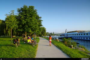 Trasee cu bicicleta MTB XC - Traseu MTB Komarom - Dunaalmas - Sutto - Esztergom : EuroVelo 6 - 4 de Andrei Vocurek